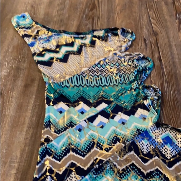 Dress - Picture 3 of 4